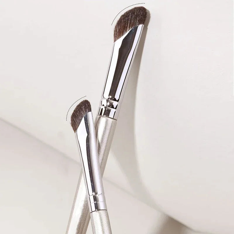 Nose Contour Brush Flat Nose Contour Brush Angled Contour – Beyond Beauty